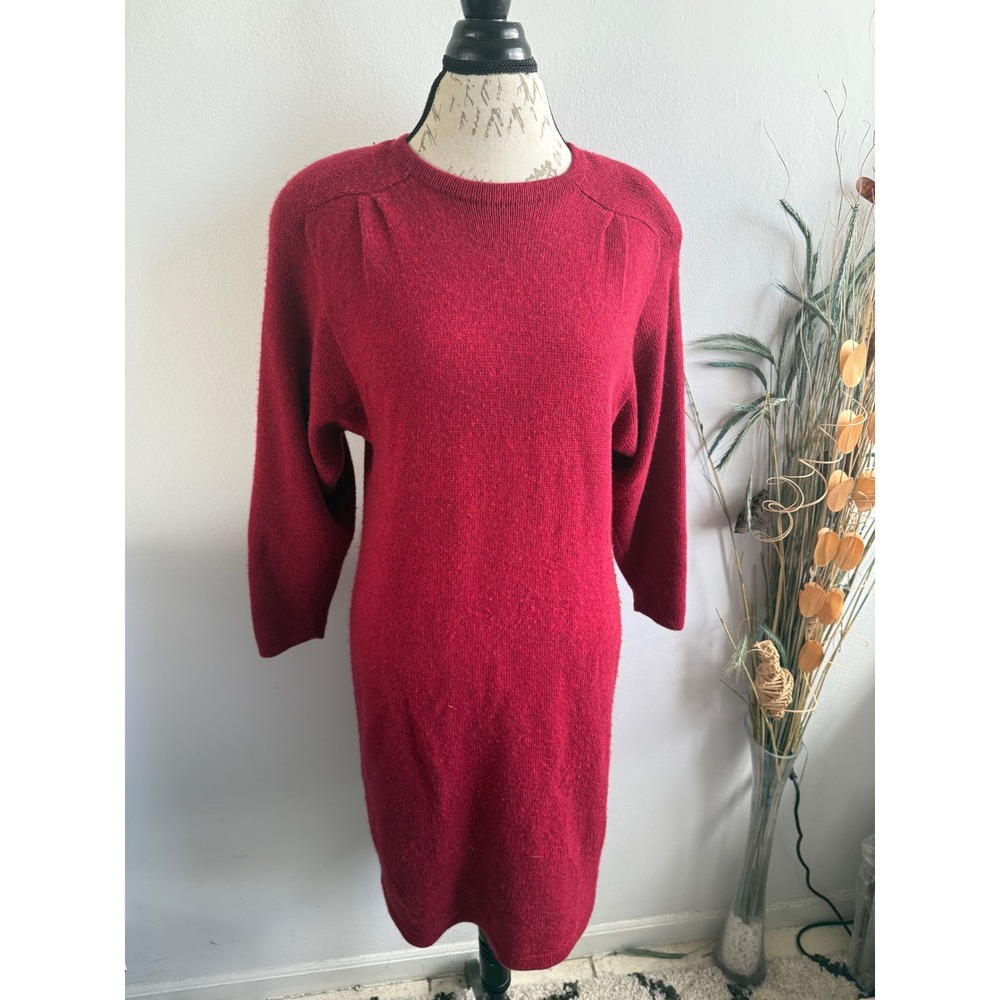 Vintage ST JOHN FOR SAKS FIFTH AVENUE Red Knit Sweater Dress Size 12 3/4 Sleeve